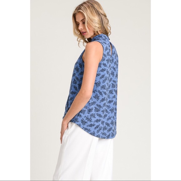 🌺🆕5⭐️Mock Neck Wrap Style  Sleeveless Top - Picture 2 of 6